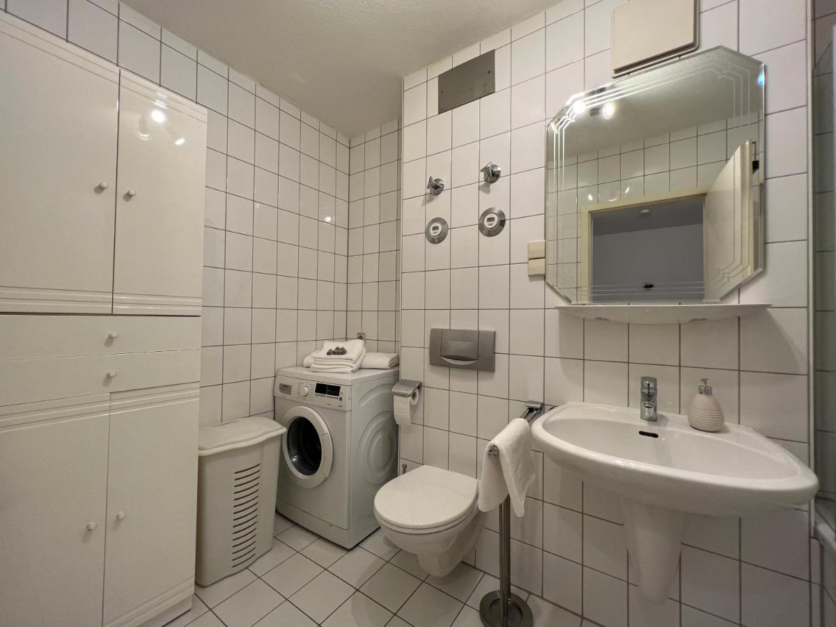 Maisonette Penthouse Fuer 8 Personen By Rabe - Free Netflix & Kostenloser Parkplatz & Grosse Terrasse Карлсруэ Экстерьер фото