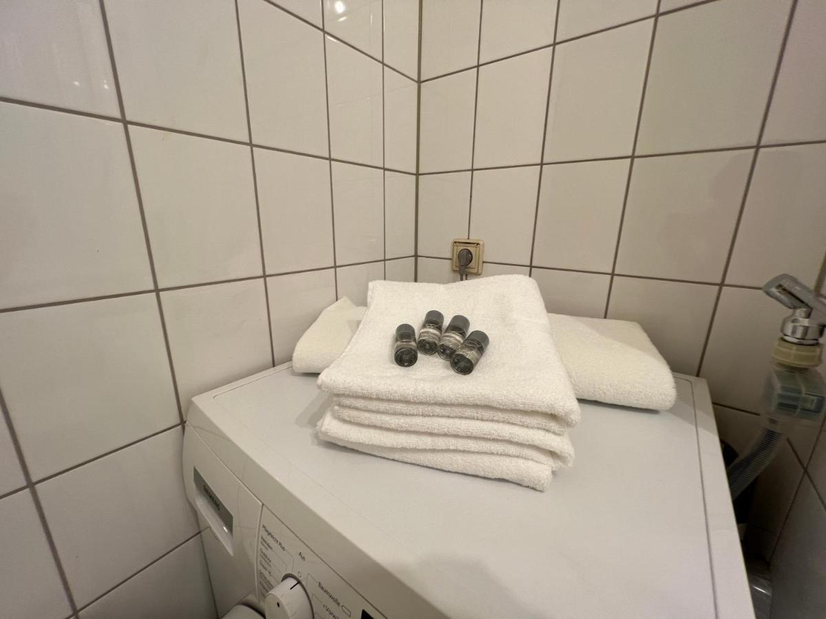 Maisonette Penthouse Fuer 8 Personen By Rabe - Free Netflix & Kostenloser Parkplatz & Grosse Terrasse Карлсруэ Экстерьер фото